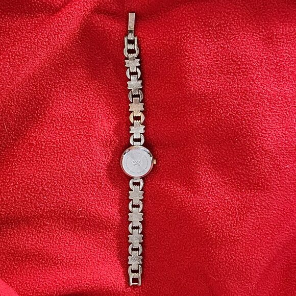 Jaclyn Smith Two Tone Metal Water Resistant Quartz Japan Movement Vintage Watch main image 16